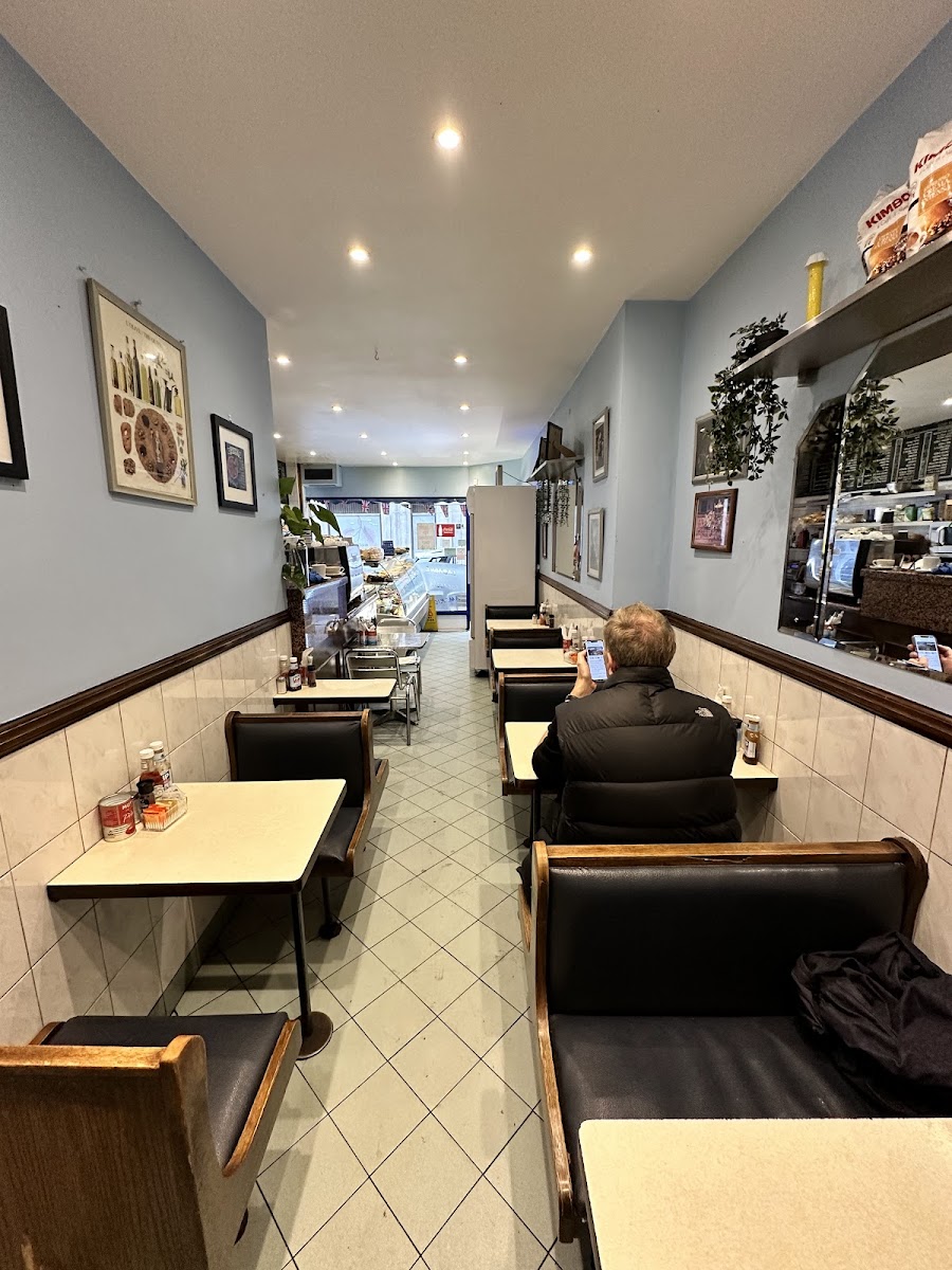 Le Signore Snack Bar